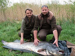 A második helyezett - Parragi Fishing Team, 53,5 kg