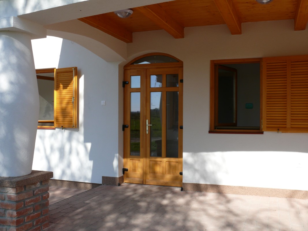 Horgászház bejárat