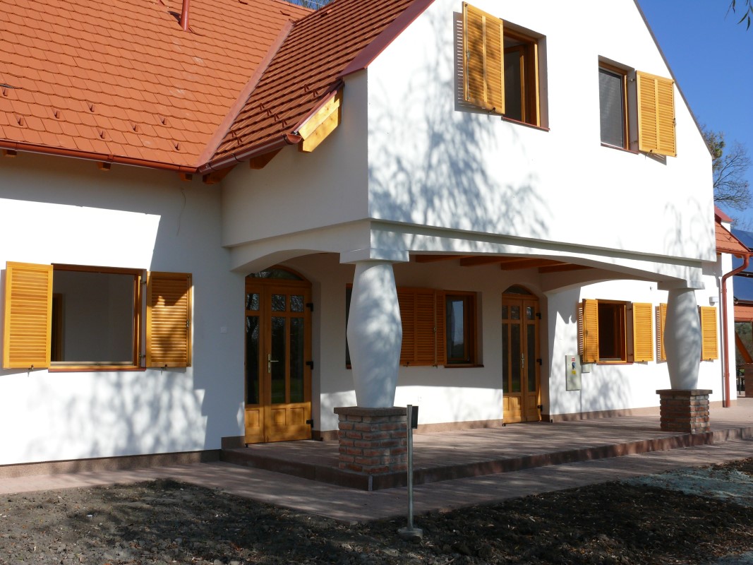 Horgászház homlokzat