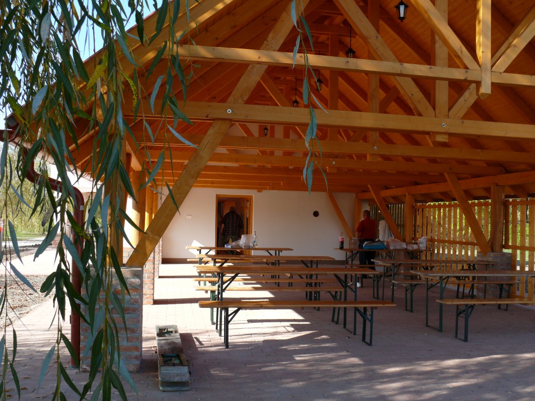 Horgászház közösségi tér